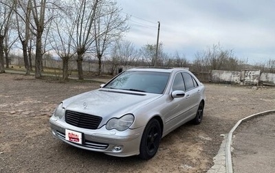 Mercedes-Benz C-Класс, 2003 год, 670 000 рублей, 1 фотография