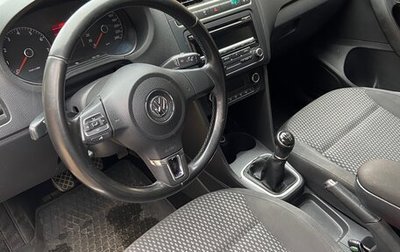 Volkswagen Polo VI (EU Market), 2012 год, 900 000 рублей, 1 фотография