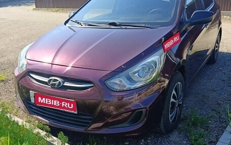 Hyundai Solaris II рестайлинг, 2011 год, 650 000 рублей, 1 фотография