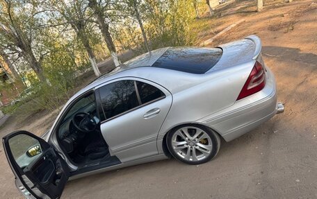 Mercedes-Benz C-Класс, 2003 год, 670 000 рублей, 3 фотография