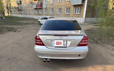 Mercedes-Benz C-Класс, 2003 год, 670 000 рублей, 10 фотография