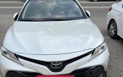 Toyota Camry, 2019 год, 2 250 000 рублей, 1 фотография