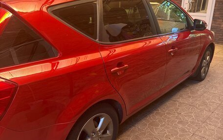 KIA cee'd I рестайлинг, 2011 год, 650 000 рублей, 3 фотография