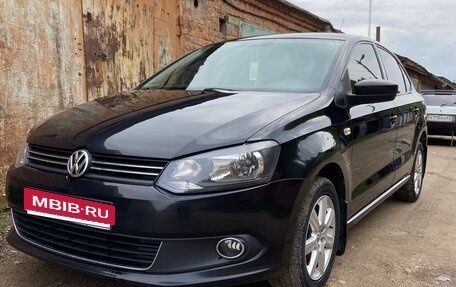 Volkswagen Polo VI (EU Market), 2012 год, 900 000 рублей, 10 фотография