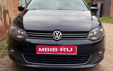Volkswagen Polo VI (EU Market), 2012 год, 900 000 рублей, 11 фотография