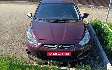 Hyundai Solaris II рестайлинг, 2011 год, 650 000 рублей, 7 фотография