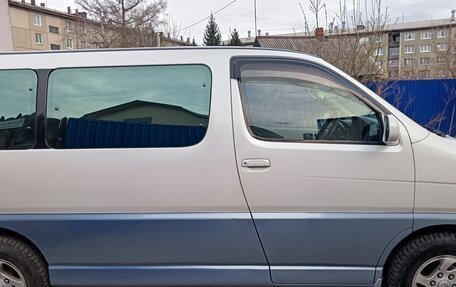 Toyota Regius, 2000 год, 850 000 рублей, 6 фотография