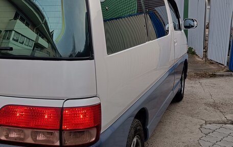 Toyota Regius, 2000 год, 850 000 рублей, 9 фотография