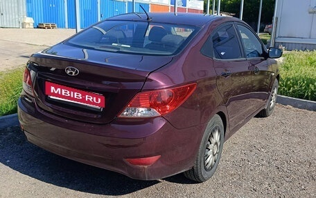 Hyundai Solaris II рестайлинг, 2011 год, 650 000 рублей, 9 фотография