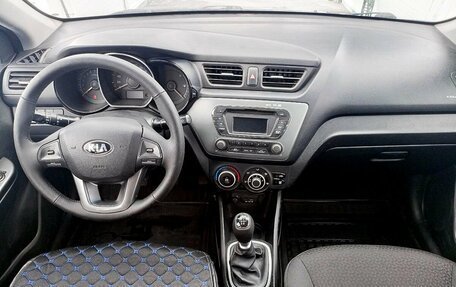 KIA Rio III рестайлинг, 2014 год, 910 000 рублей, 17 фотография