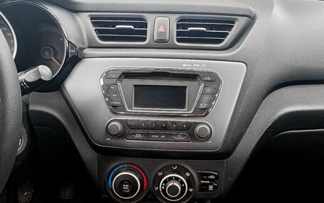 KIA Rio III рестайлинг, 2014 год, 910 000 рублей, 18 фотография