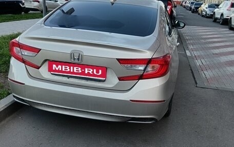Honda Accord IX рестайлинг, 2018 год, 1 950 000 рублей, 5 фотография