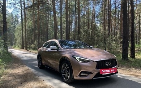 Infiniti Q30, 2017 год, 2 600 000 рублей, 2 фотография