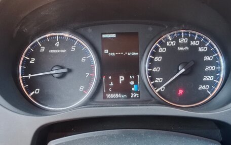 Mitsubishi Outlander III рестайлинг 3, 2017 год, 1 850 000 рублей, 12 фотография