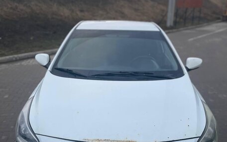 Hyundai Solaris II рестайлинг, 2016 год, 540 000 рублей, 3 фотография