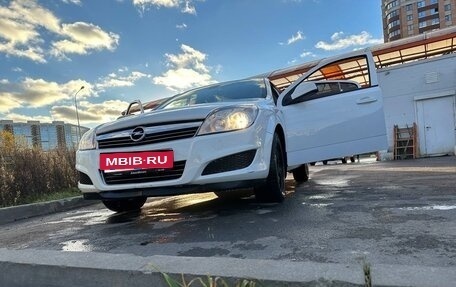 Opel Astra H, 2013 год, 740 000 рублей, 2 фотография