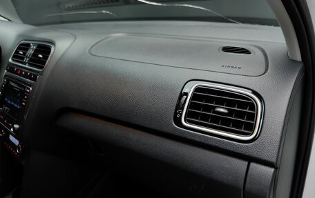 Volkswagen Polo VI (EU Market), 2018 год, 1 250 000 рублей, 30 фотография