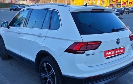 Volkswagen Tiguan II, 2017 год, 2 700 000 рублей, 4 фотография