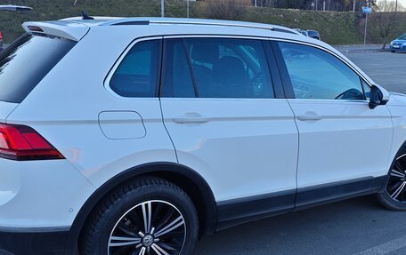 Volkswagen Tiguan II, 2017 год, 2 700 000 рублей, 11 фотография