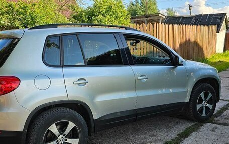 Volkswagen Tiguan I, 2010 год, 810 000 рублей, 14 фотография