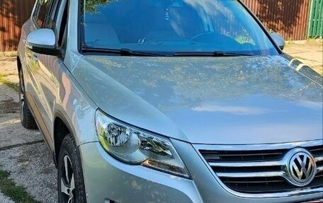 Volkswagen Tiguan I, 2010 год, 810 000 рублей, 15 фотография
