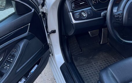 BMW 5 серия, 2014 год, 1 950 000 рублей, 17 фотография