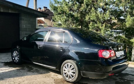 Volkswagen Jetta VI, 2010 год, 620 000 рублей, 2 фотография