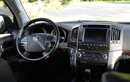 Toyota Land Cruiser 200, 2011 год, 4 700 000 рублей, 15 фотография