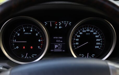 Toyota Land Cruiser 200, 2011 год, 4 700 000 рублей, 16 фотография