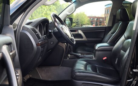 Toyota Land Cruiser 200, 2011 год, 4 700 000 рублей, 17 фотография