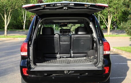 Toyota Land Cruiser 200, 2011 год, 4 700 000 рублей, 32 фотография