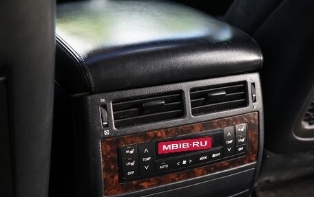 Toyota Land Cruiser 200, 2011 год, 4 700 000 рублей, 29 фотография