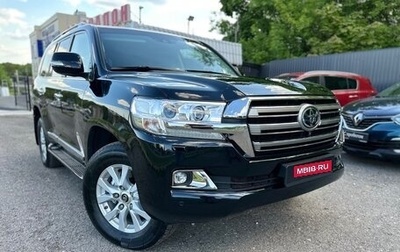 Toyota Land Cruiser 200, 2015 год, 4 900 000 рублей, 1 фотография