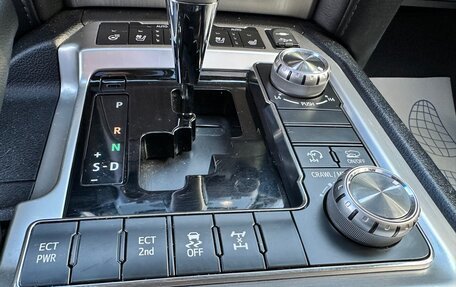 Toyota Land Cruiser 200, 2015 год, 4 900 000 рублей, 12 фотография
