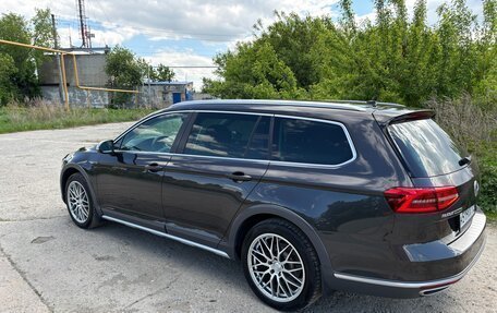 Volkswagen Passat B8 рестайлинг, 2018 год, 3 500 000 рублей, 6 фотография