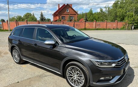 Volkswagen Passat B8 рестайлинг, 2018 год, 3 500 000 рублей, 4 фотография