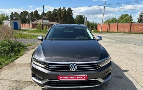Volkswagen Passat B8 рестайлинг, 2018 год, 3 500 000 рублей, 7 фотография