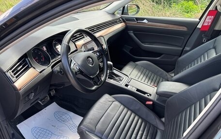Volkswagen Passat B8 рестайлинг, 2018 год, 3 500 000 рублей, 14 фотография