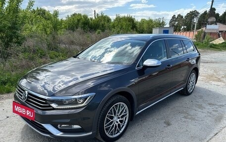 Volkswagen Passat B8 рестайлинг, 2018 год, 3 500 000 рублей, 18 фотография
