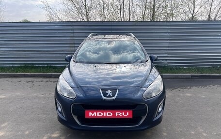 Peugeot 308 II, 2011 год, 370 000 рублей, 2 фотография