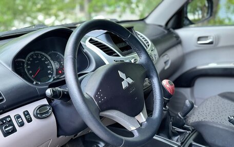 Mitsubishi L200 IV рестайлинг, 2012 год, 1 175 000 рублей, 10 фотография