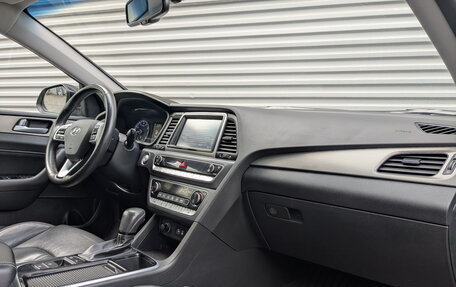 Hyundai Sonata VII, 2018 год, 1 700 000 рублей, 11 фотография
