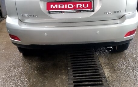 Lexus RX II рестайлинг, 2004 год, 1 300 000 рублей, 2 фотография