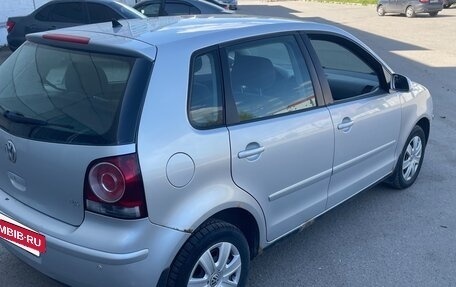Volkswagen Polo IV рестайлинг, 2006 год, 380 000 рублей, 17 фотография
