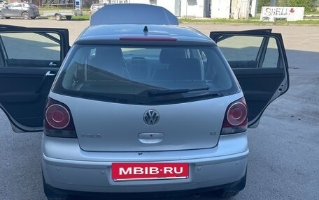 Volkswagen Polo IV рестайлинг, 2006 год, 380 000 рублей, 12 фотография