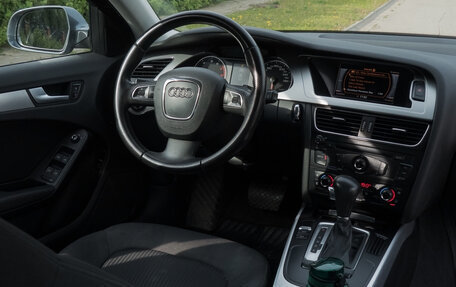 Audi A4, 2011 год, 1 350 000 рублей, 9 фотография