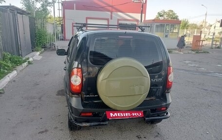 Chevrolet Niva I рестайлинг, 2009 год, 330 000 рублей, 4 фотография