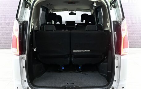 Nissan Serena IV, 2017 год, 2 237 000 рублей, 6 фотография