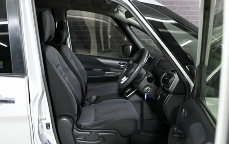 Nissan Serena IV, 2017 год, 2 237 000 рублей, 11 фотография
