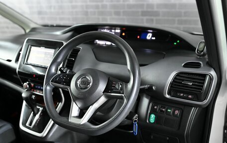Nissan Serena IV, 2017 год, 2 237 000 рублей, 12 фотография